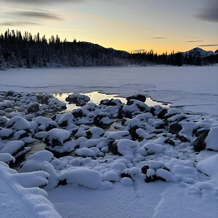 Family With Views Of Store And Lille Hodn Hemsedal